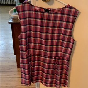 Sleeveless Gingham top